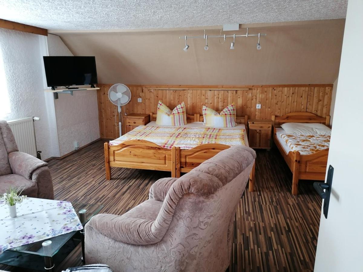 Ferienwohnung Felsblick Mittelndorf Esterno foto